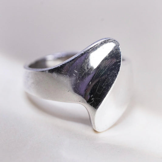 Size 7.5, vintage sterling silver handmade ribbed ring, 925 wavy band