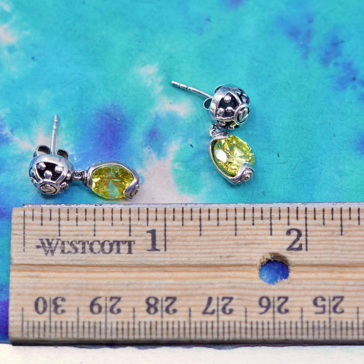 Vintage sterling silver 925 handmade earrings with peridot dangles