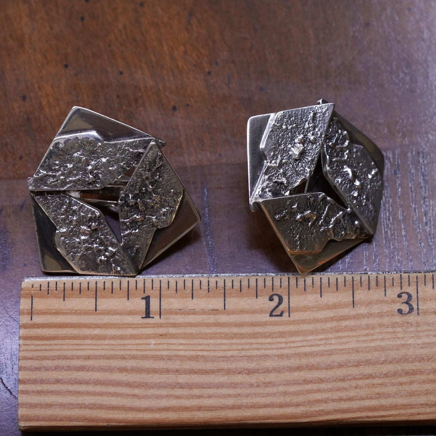 Vintage New York Kenneth Cole textured Sterling 925 Silver Studs Earrings