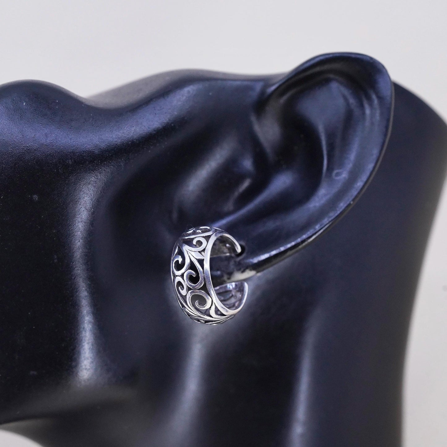 0.75", Vintage sterling silver loop earrings, filigree hoops
