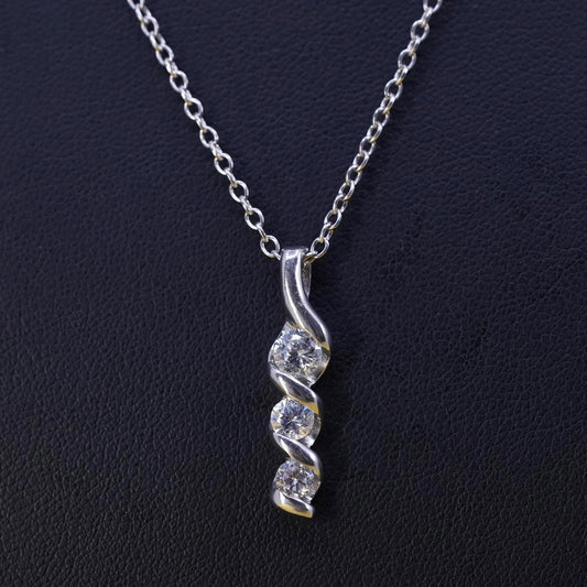 18", vintage Sterling silver necklace, Italy 925 circle chain with cz pendant