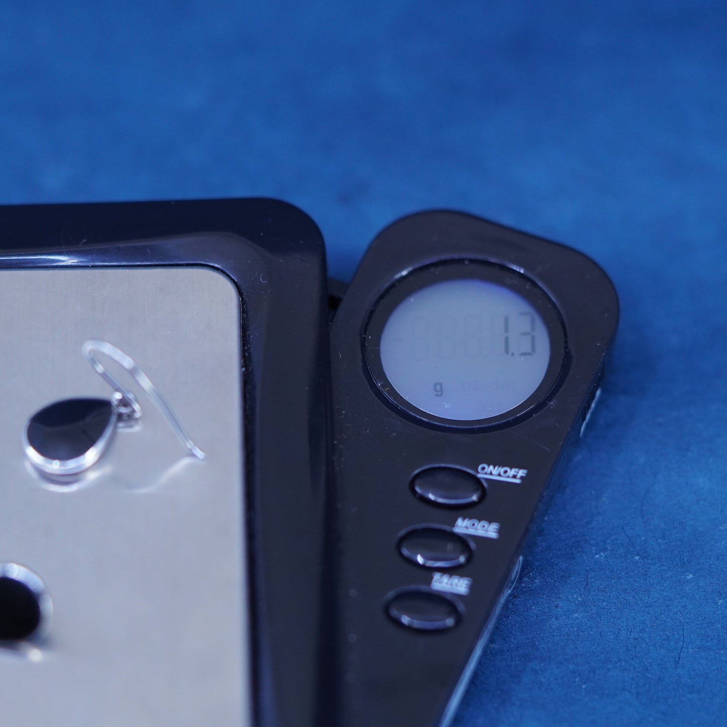 Vintage Sterling Silver 925 earrings with teardrop Black Onyx