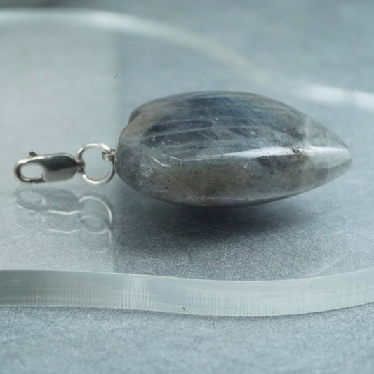 Vintage sterling 925 silver handmade pendant with huge heart labradorite