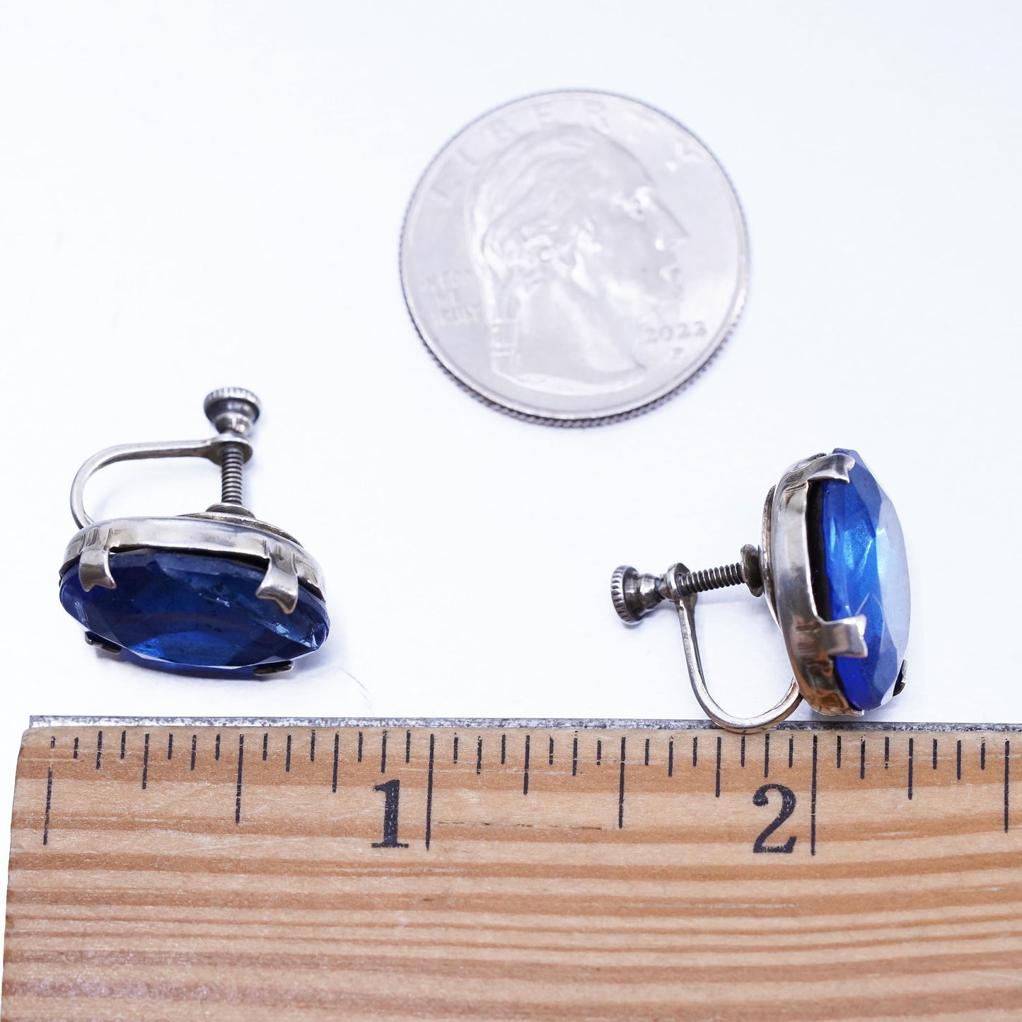 Vintage Sterling 925 silver earrings, screw back flower with blue rhinestone