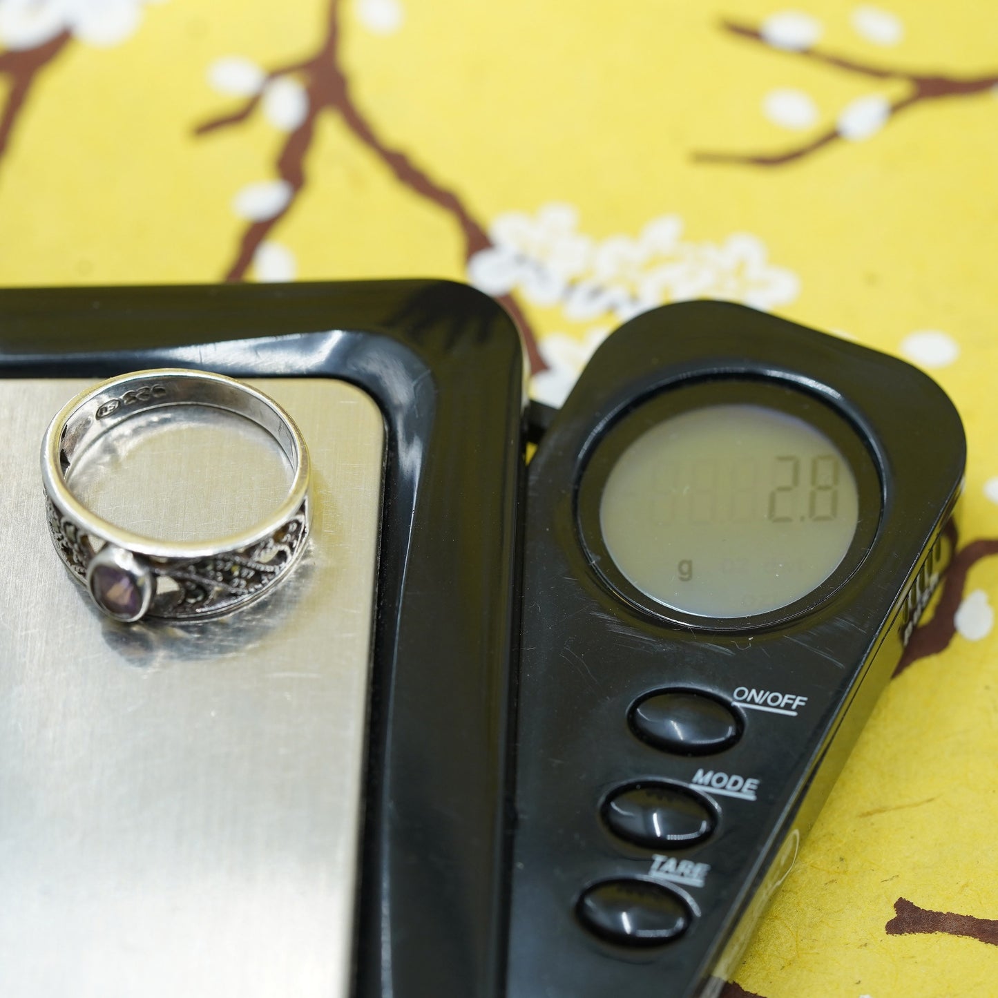 Size 6.5, Sterling 925 silver handmade ring with oval amethyst and marcasite
