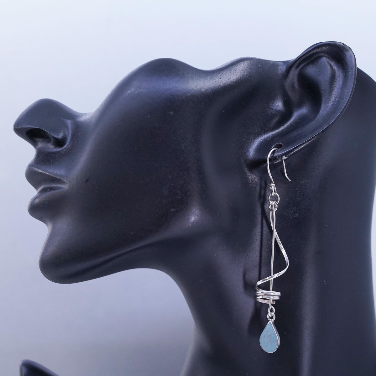 Vintage Mexican sterling 925 silver handmade spiral earrings teardrop turquoise