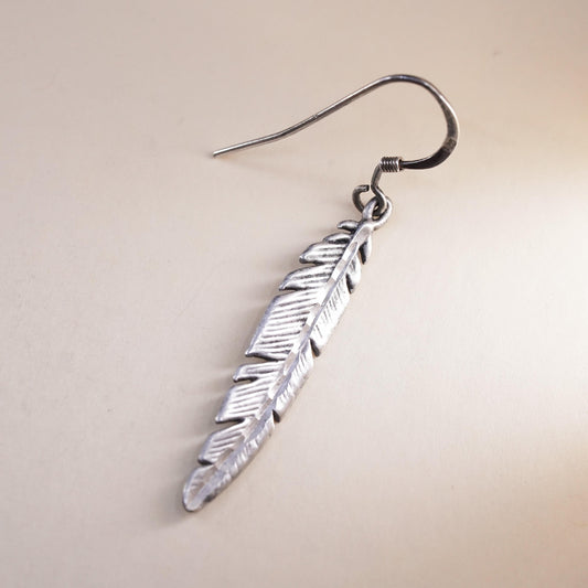 Vintage southwestern 925 Silver Vintage feather Dangle single earring