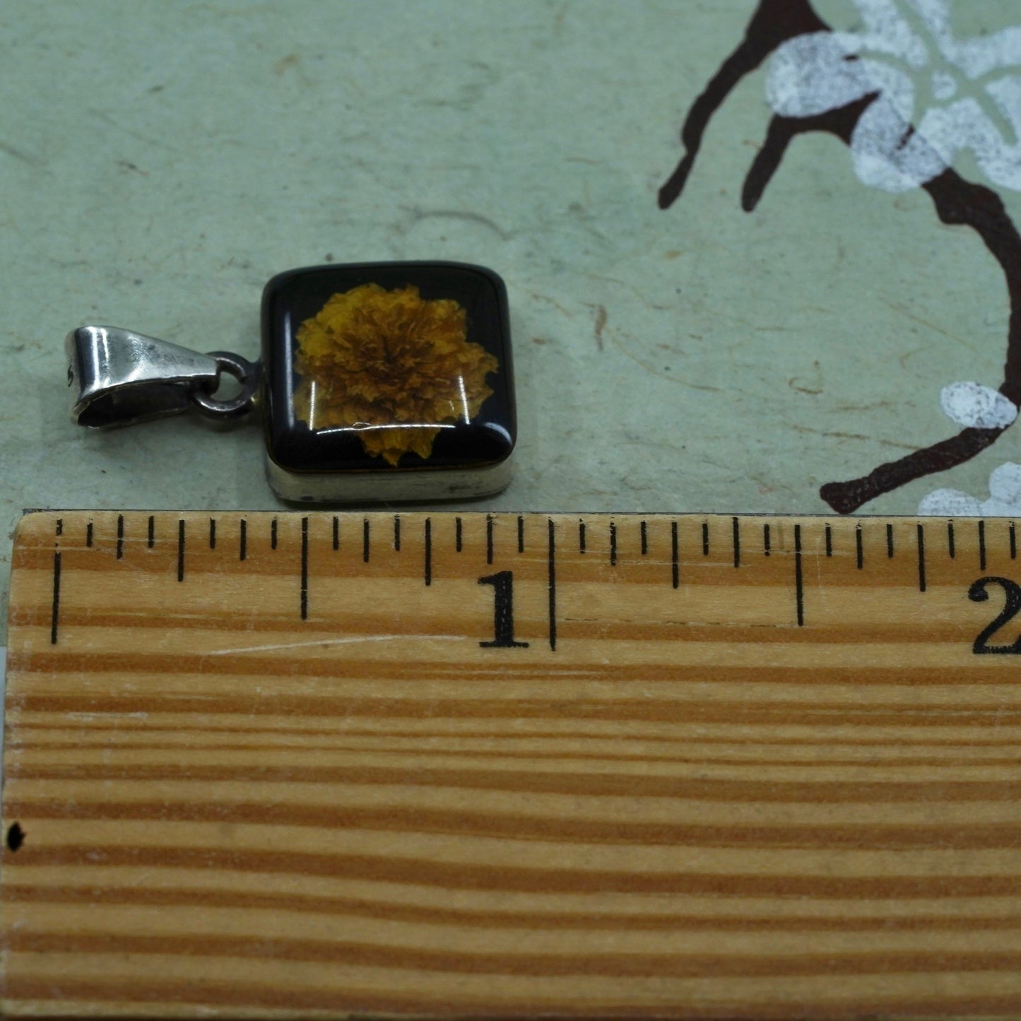 Vintage Sterling silver handmade pendant, square 925 resin with flower pendant