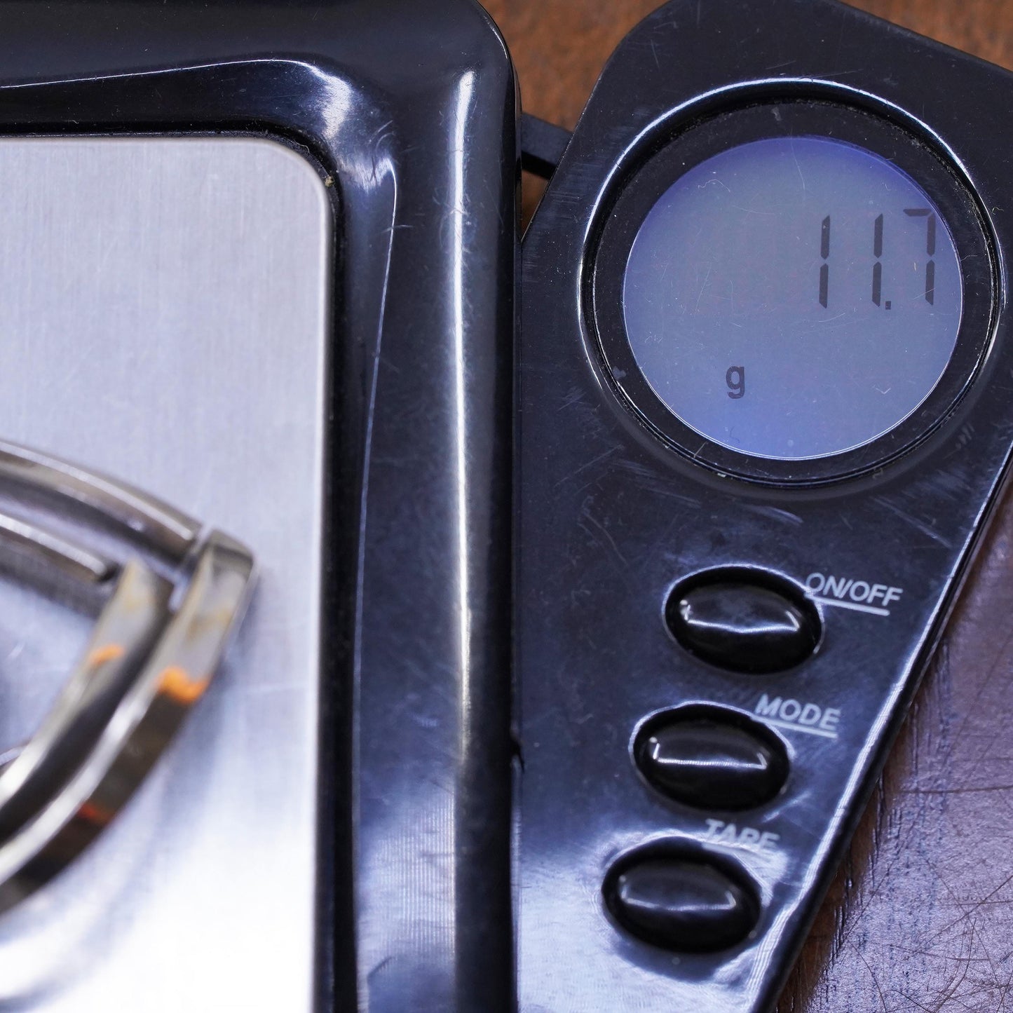 Vintage handmade sterling 925 silver leaf shaped brooch with golden tiger eye