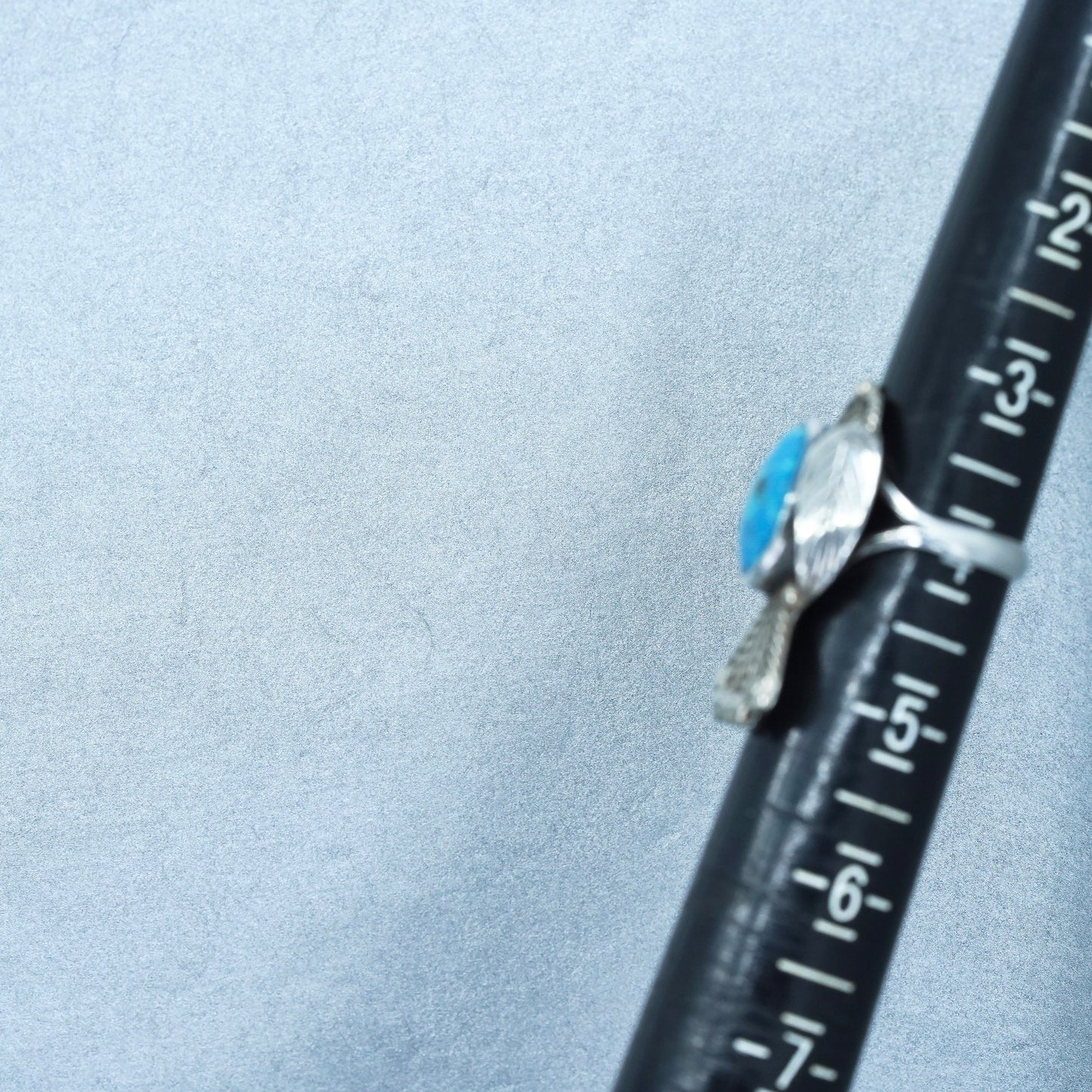 Size 4, Native American navajo Sterling 925 silver handmade ring with turquoise