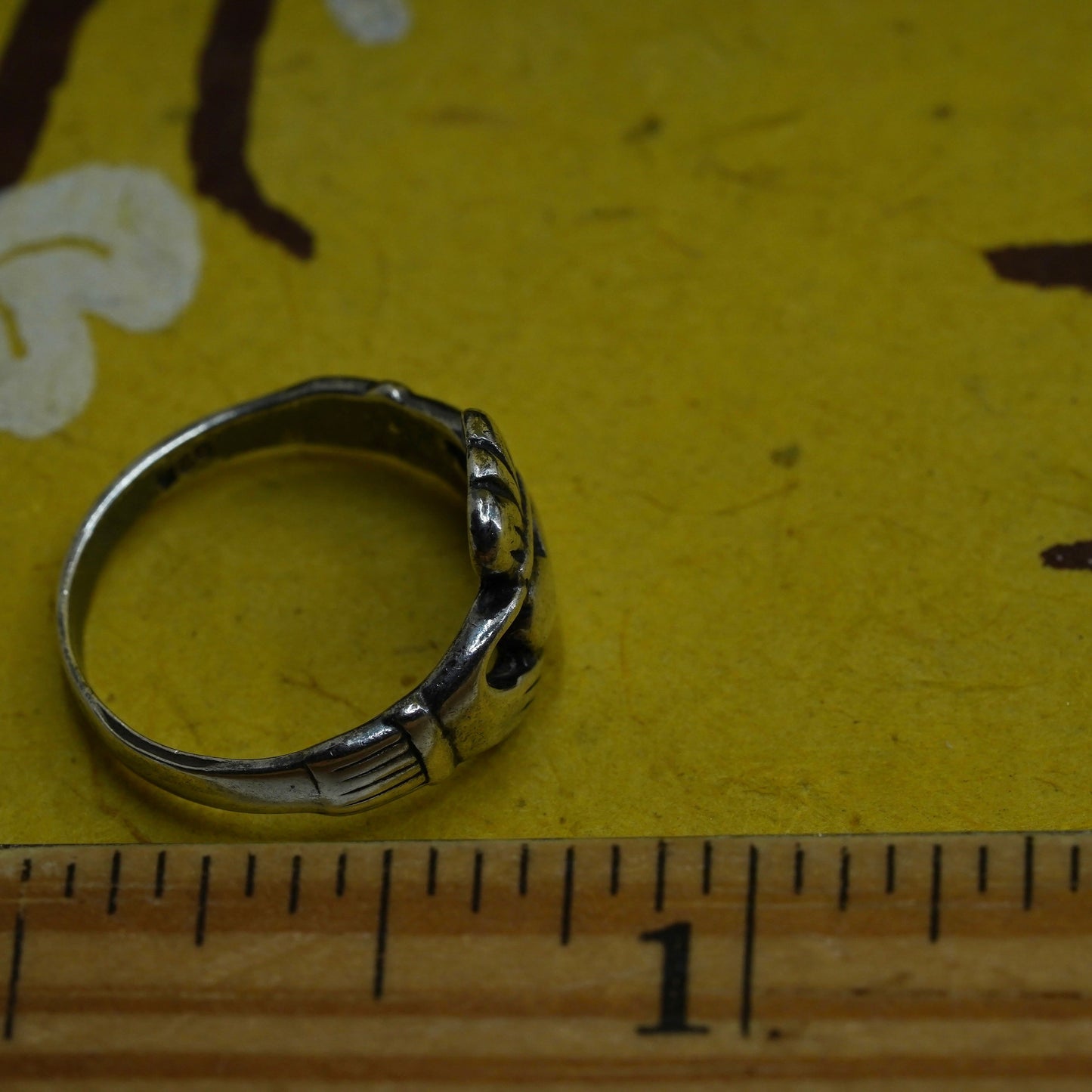 Size 5, irish sterling silver claddagh friendship ring, holding heart 925 band