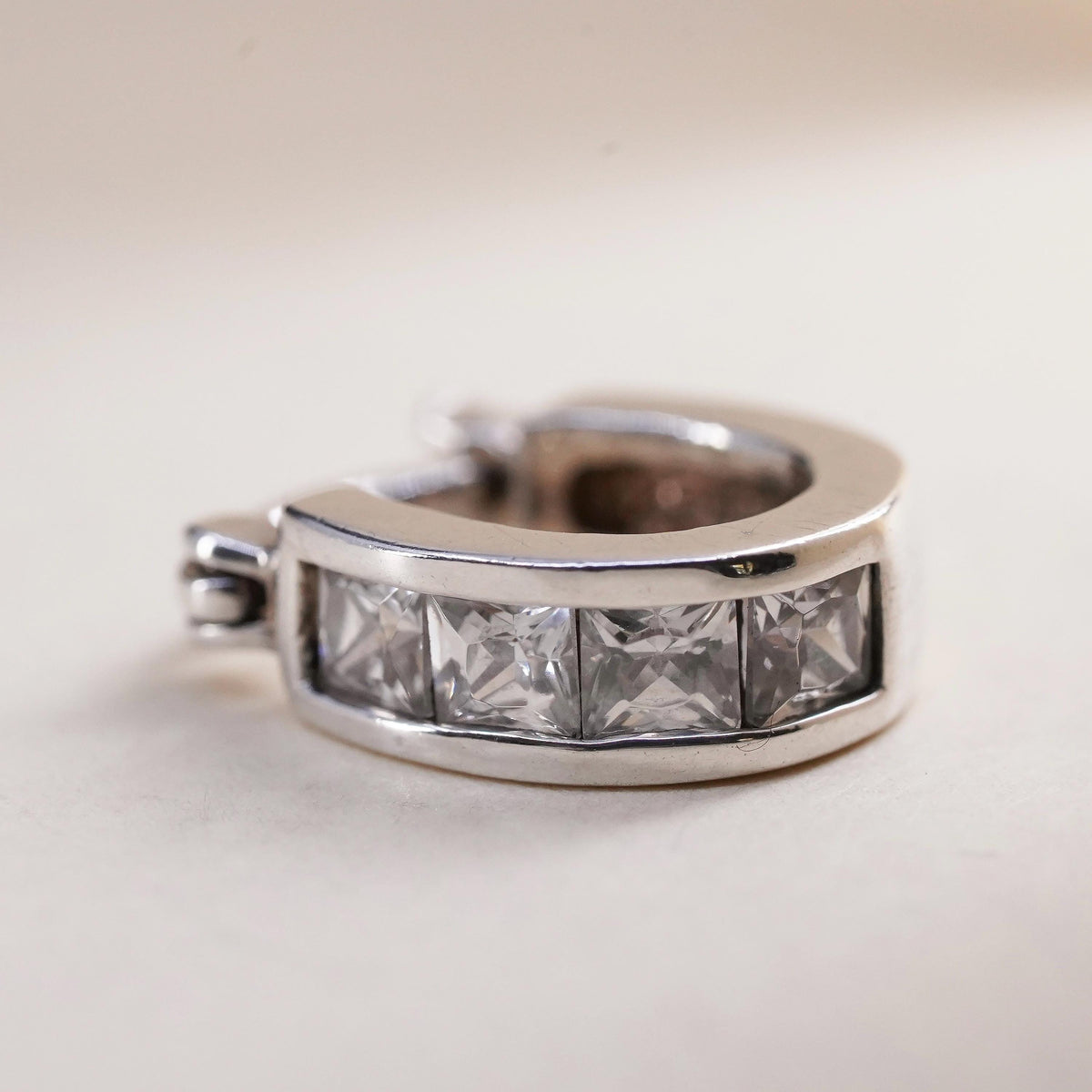 0.5", Vintage sterling silver loop single earring, fashion minimalist hoop cz