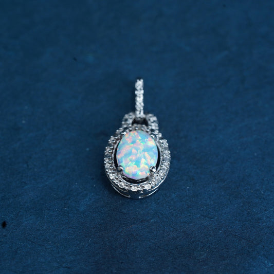 Vintage Sterling 925 silver handmade pendant with opal and diamond