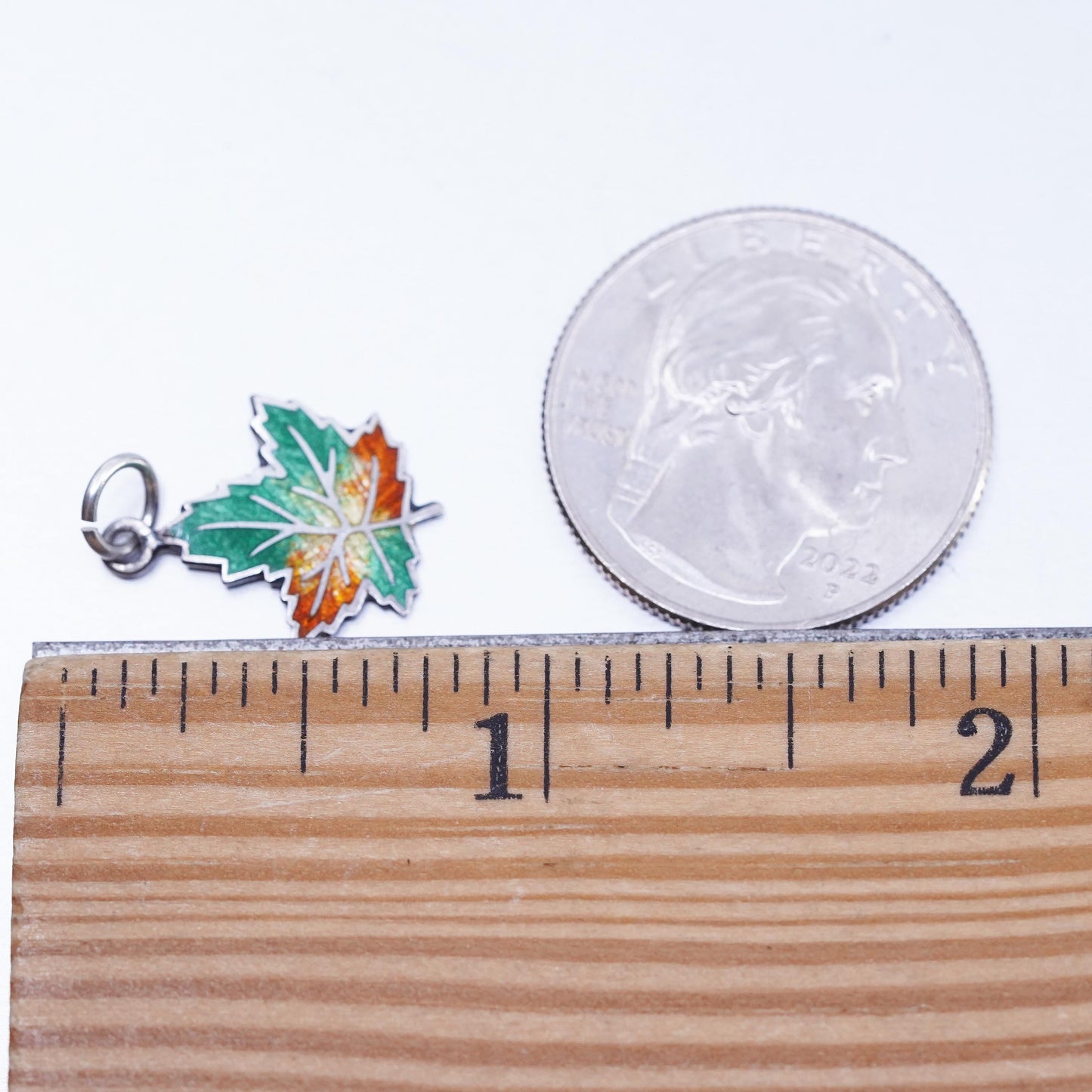 Vintage Sterling 925 Silver Pink Enamel Canada maple leaf Pendant Charm