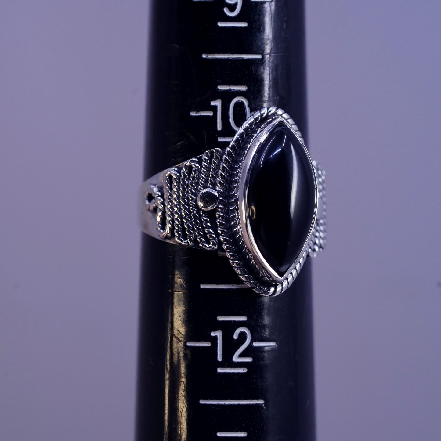 Size 10.75, vintage YS Sterling 925 silver ring marquise shaped onyx and cable