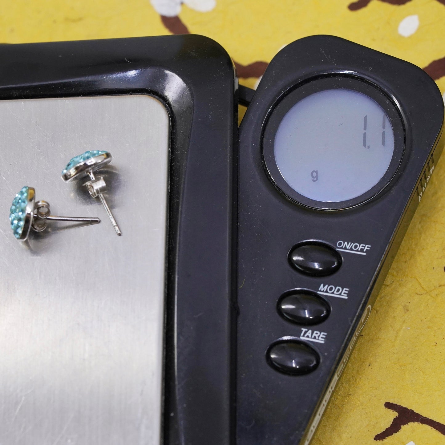 Vintage Sterling 925 silver cluster blue Cz studs, earrings