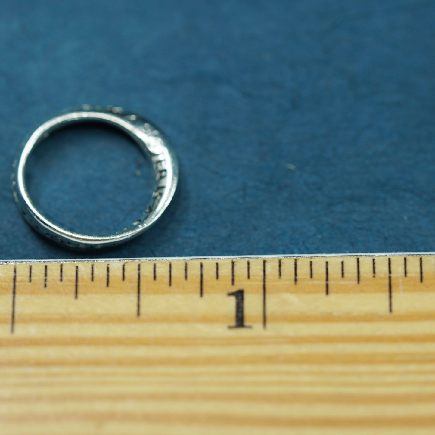 Sterling silver prayer pendant, 925 infinity loop “a sister is a forever friend