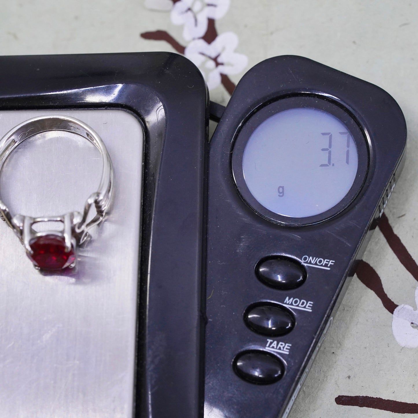 Size 8, Vintage sterling 925 silver handmade ring with ruby