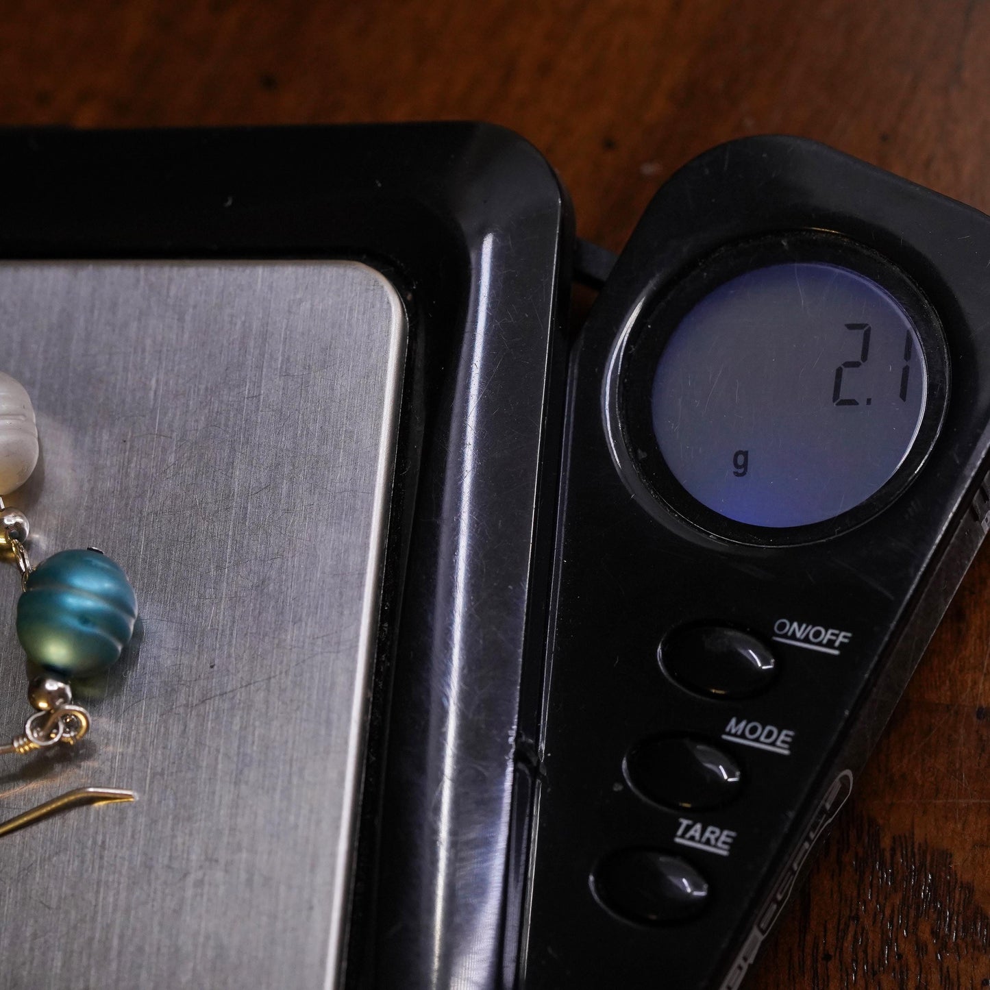 Vintage sterling silver 925 handmade single earring with blue and white pearl