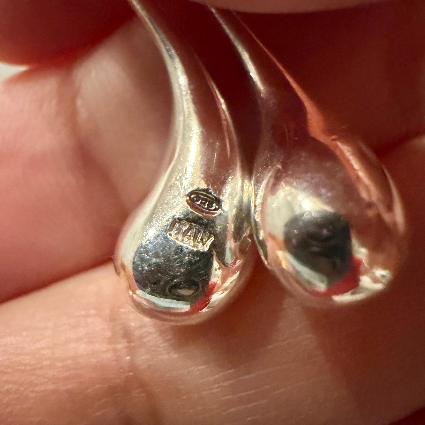 Vintage Italian Solid Sterling 925 Silver teardrop Earrings