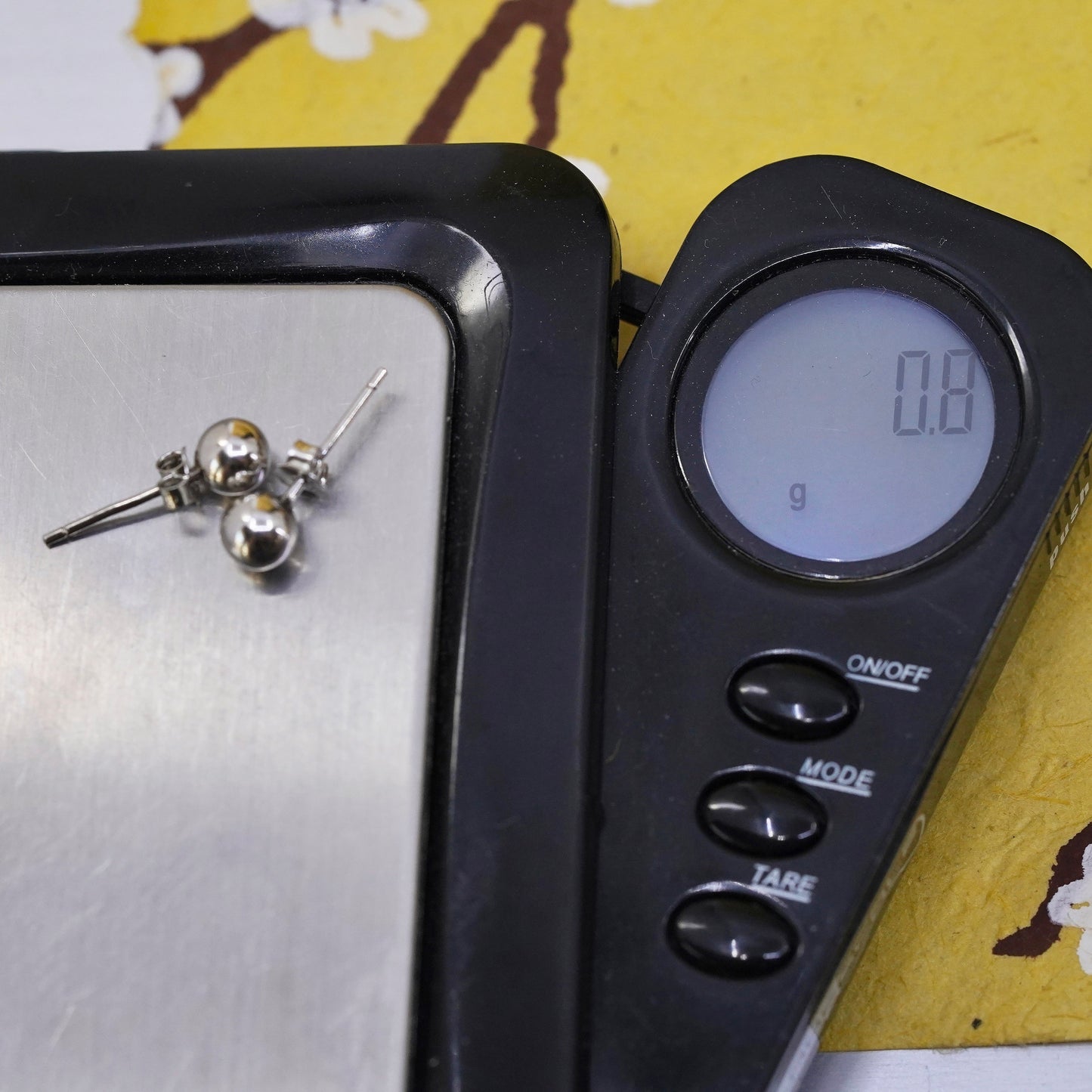 4mm, Vintage Sterling silver beads studs, 925 earrings