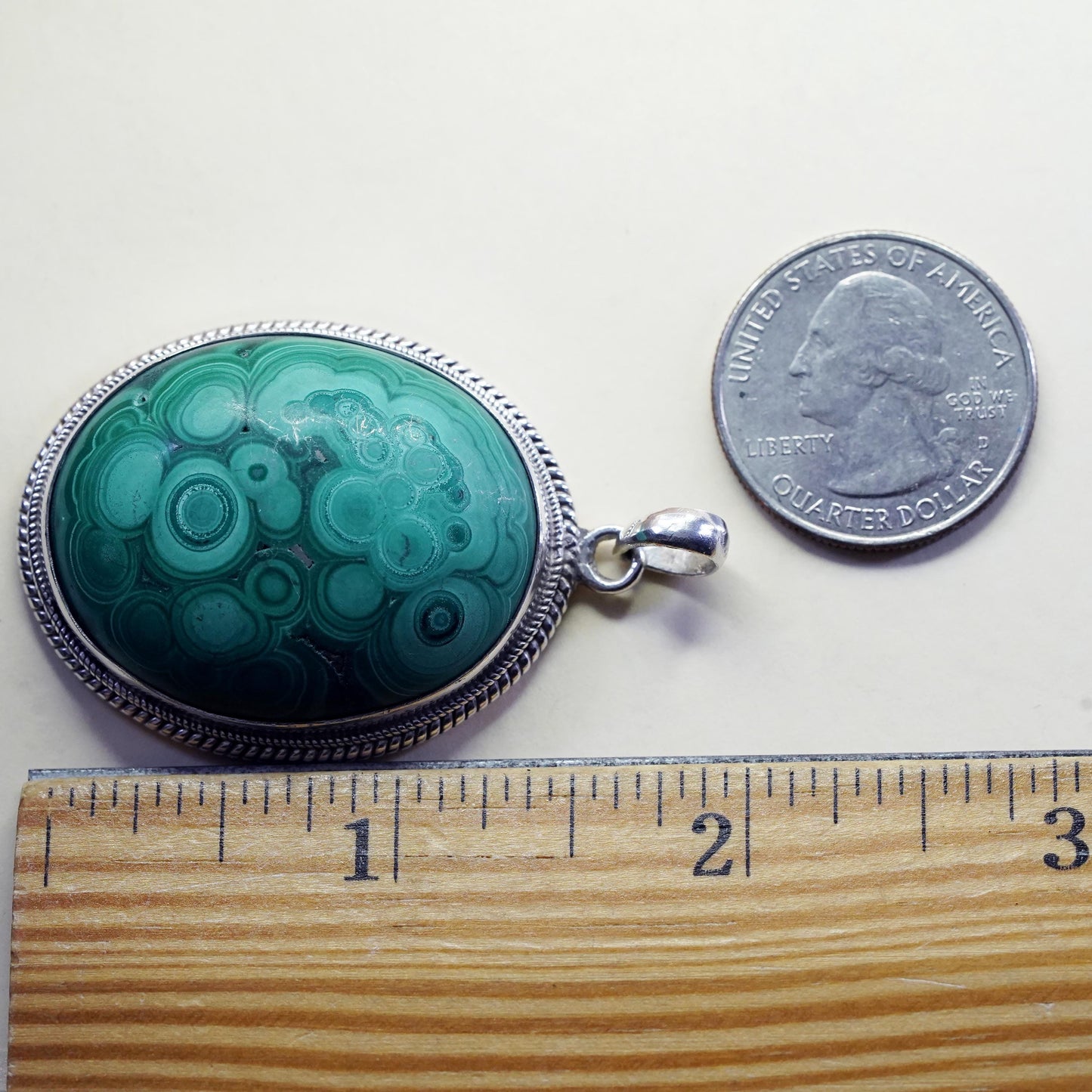 Vintage sterling 925 silver handmade huge pendant with oval dome malachite