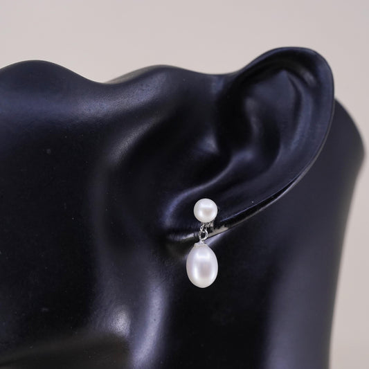 Vintage Sterling 925 silver handmade earrings with oval shaped freshwater pearl