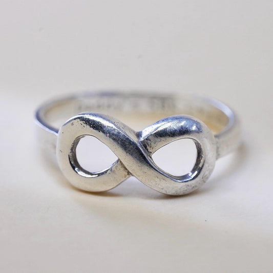 Size 5.25, VTG Sterling silver handmade ring, stackable 925 infinity loop band
