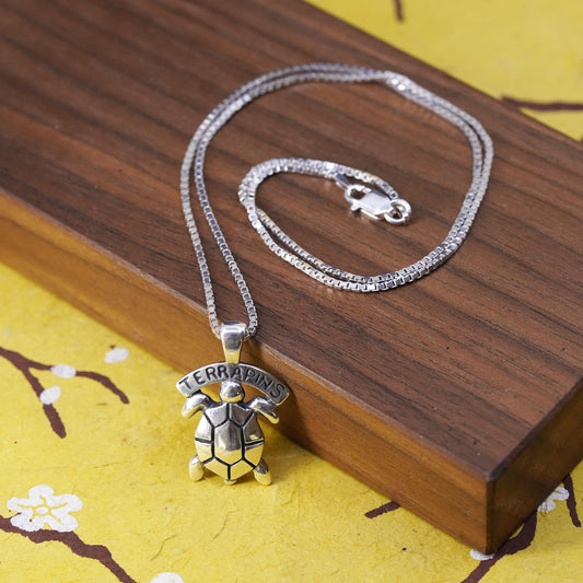 18” Italian Sterling silver necklace, 925 box chain sea turtle pendant desire