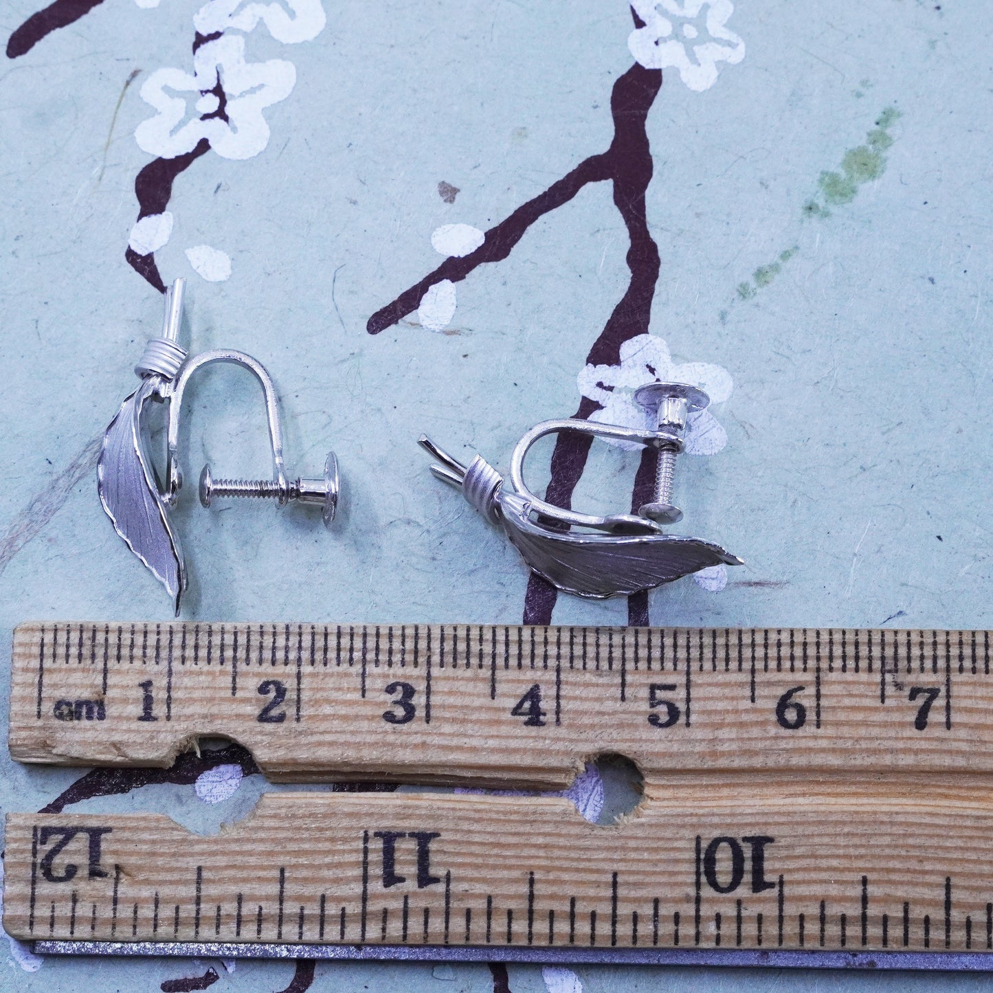 vtg bond boyd Sterling silver handmade earrings, 925 screw back leaf earrings
