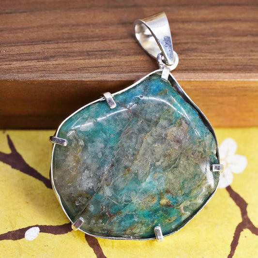 Vintage Sterling silver 925 handmade pendant with chrysocolla quartz