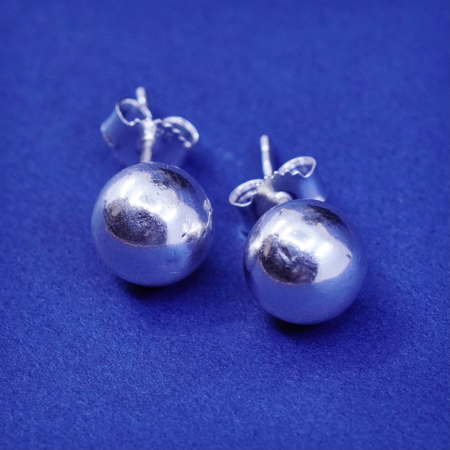 7mm Sterling silver studs earrings