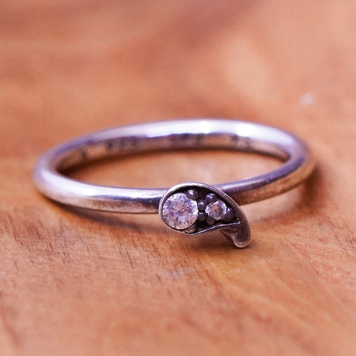 Size 5.75, vintage Sterling silver handmade ring, 925 band with teardrop and cz