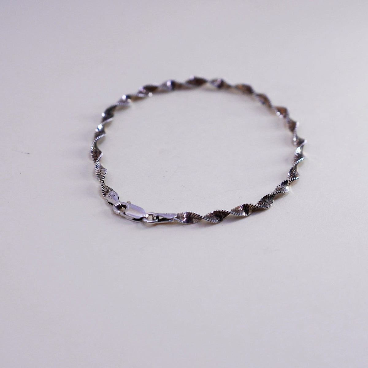 7”, 4mm, Vintage sterling silver bracelet, 925 twisted herringbone chain