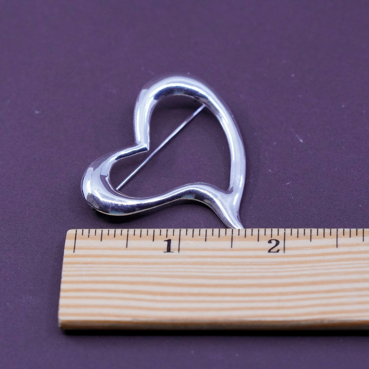 Vintage handmade sterling 925 silver heart shaped brooch