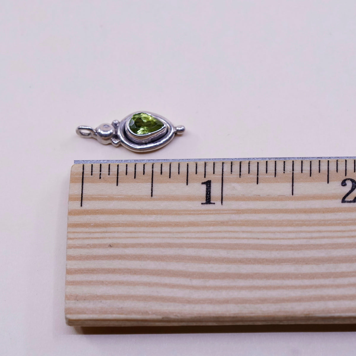 vtg handmade Sterling silver angel pendant, 925 silver with teardrop peridot