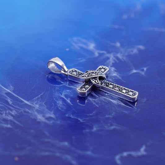 Vintage Sterling 925 silver handmade pendant with marcasite cross pendant
