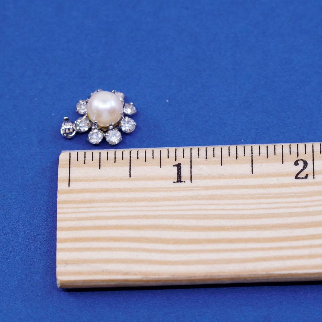 vtg Sterling silver handmade pendant, 925 with Pearl and cz around