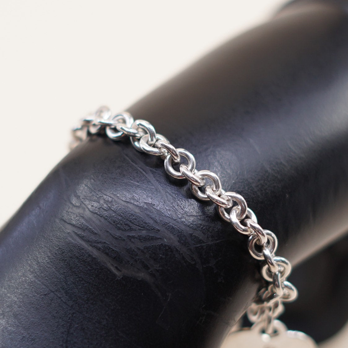 7.25”, VTG sterling silver circle link bracelet, circle chain w/ heart charm