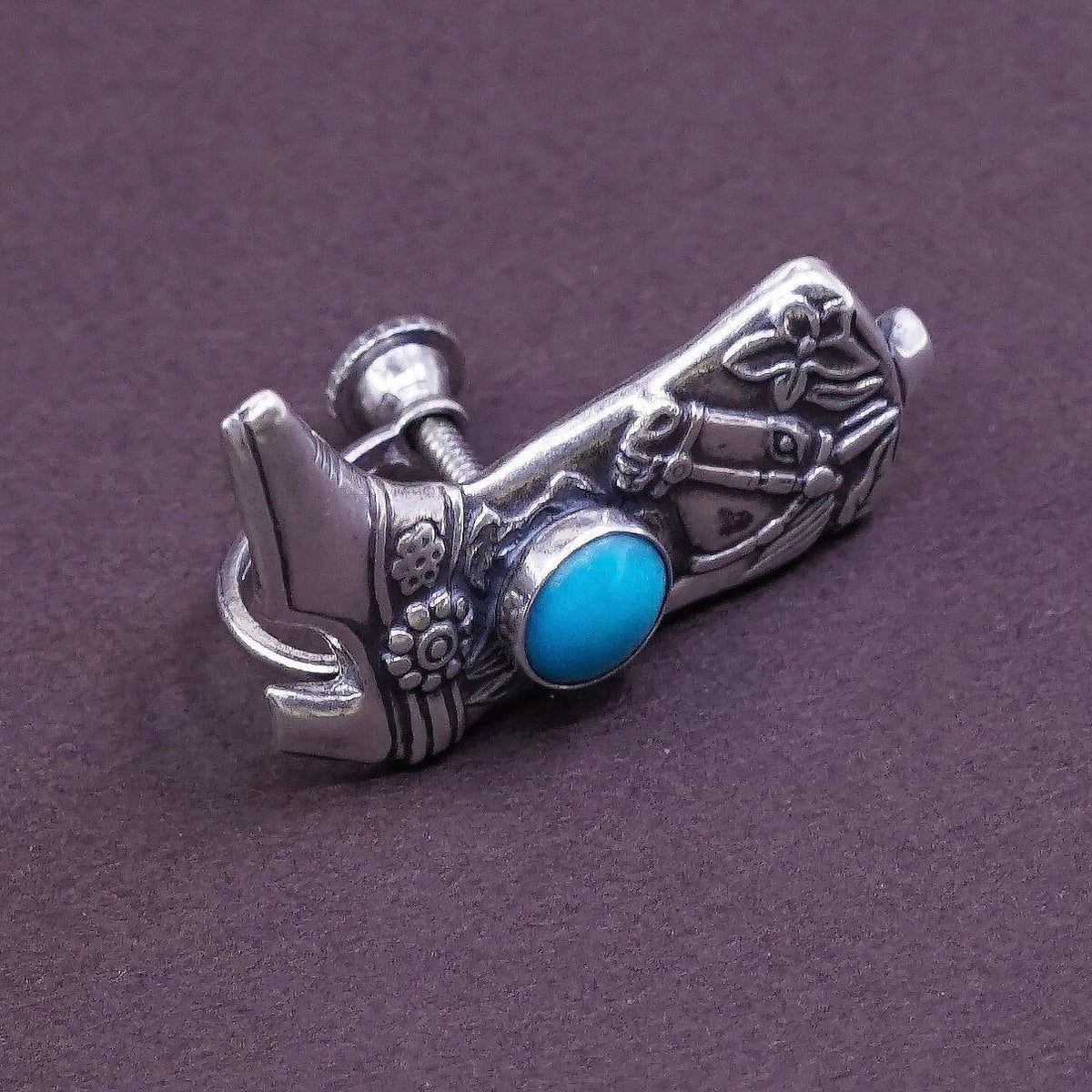 Native American Sterling silver screw earrings Navajo 925 westerner riding boot
