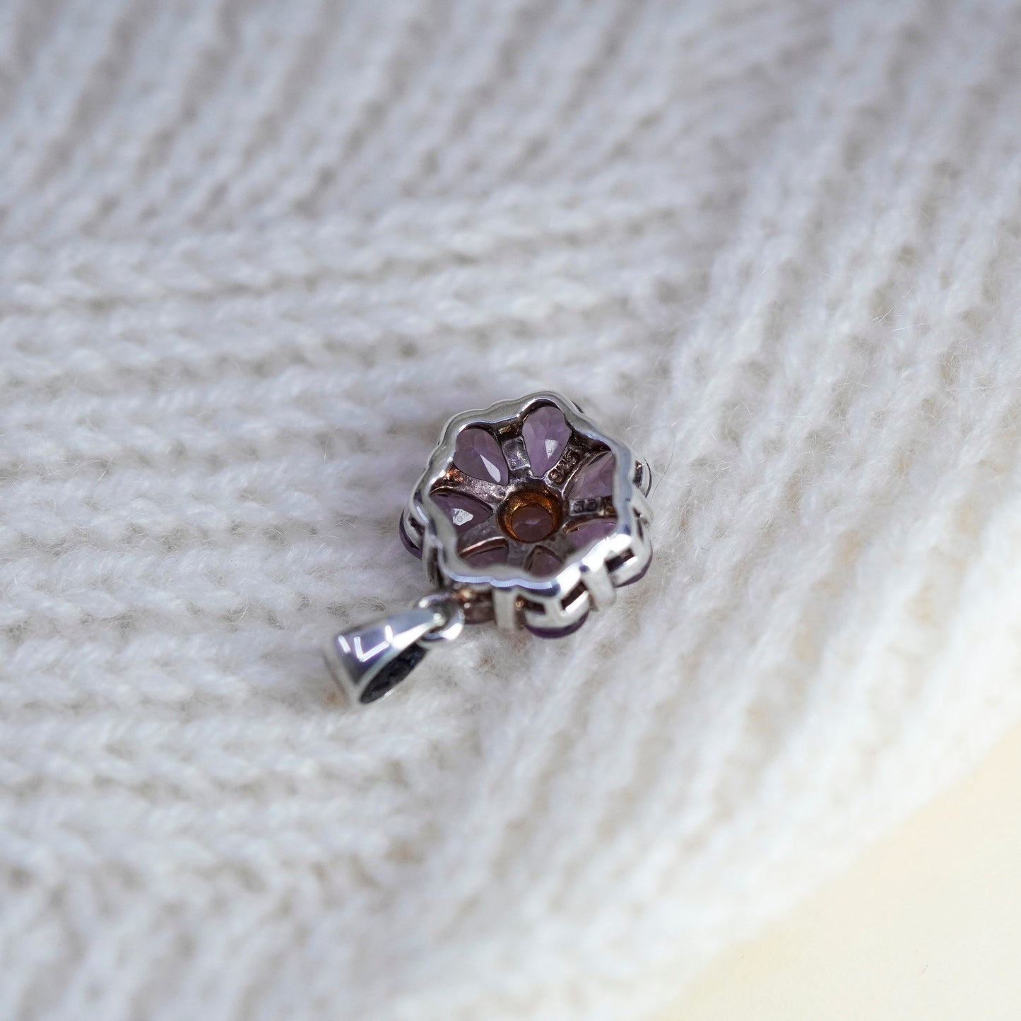 Vintage Sterling 925 silver handmade flower pendant with amethyst