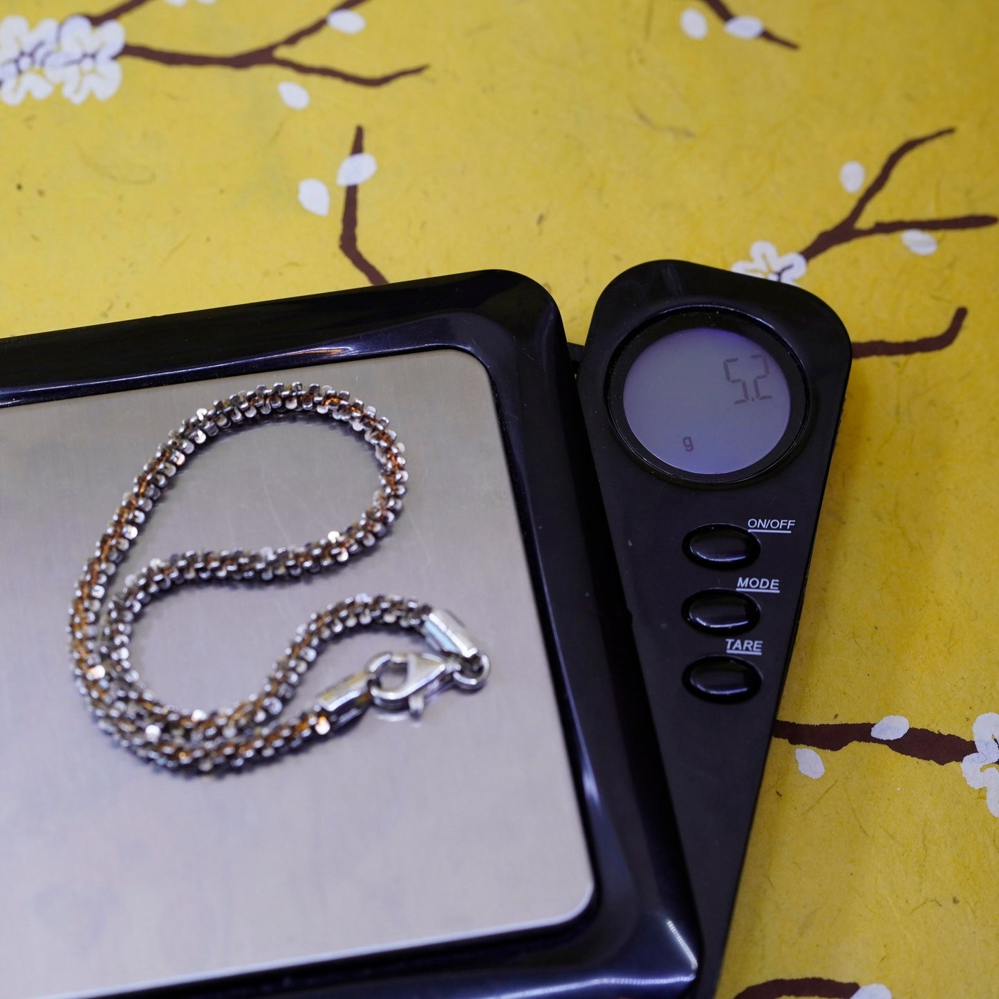 7.75”, vintage Milor Sterling silver twisted bracelet, Italy 925 chain