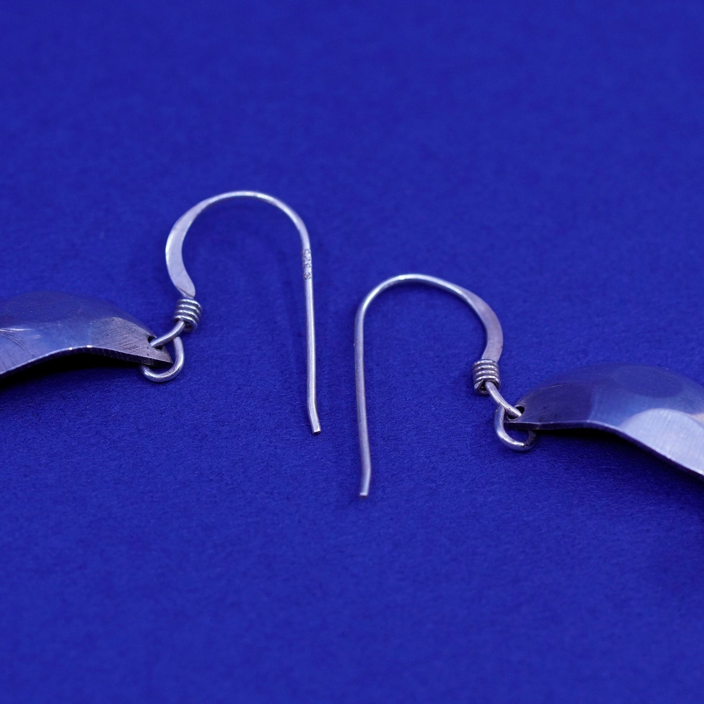 Vintage Sterling 925 silver handmade hammered earrings with pearl