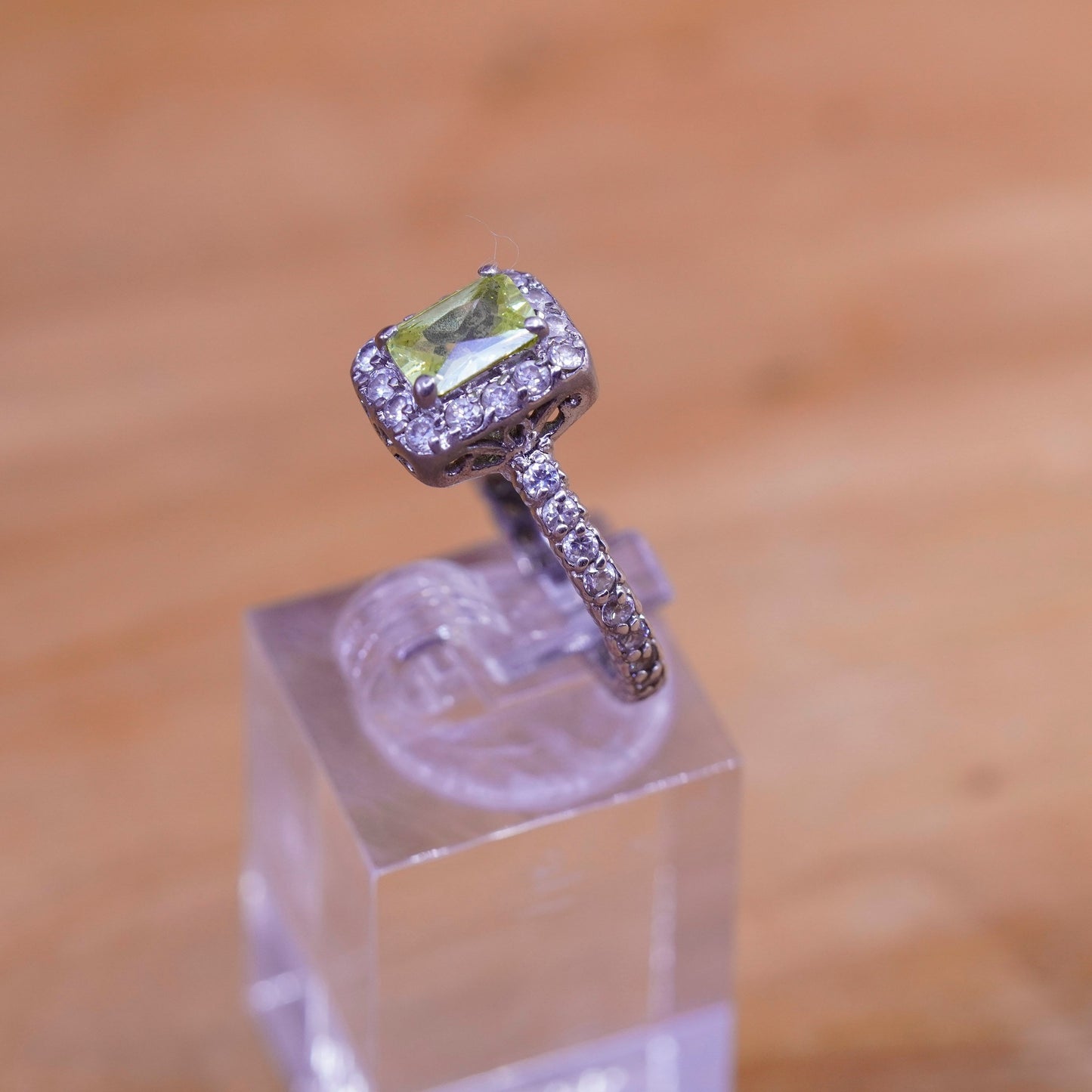 Size 7.5, vintage Sterling 925 silver handmade ring with peridot and cz