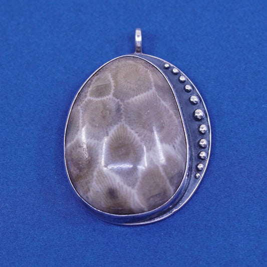 vtg Ben 1970s Sterling silver handmade pendant, 925 w/ fossil shell