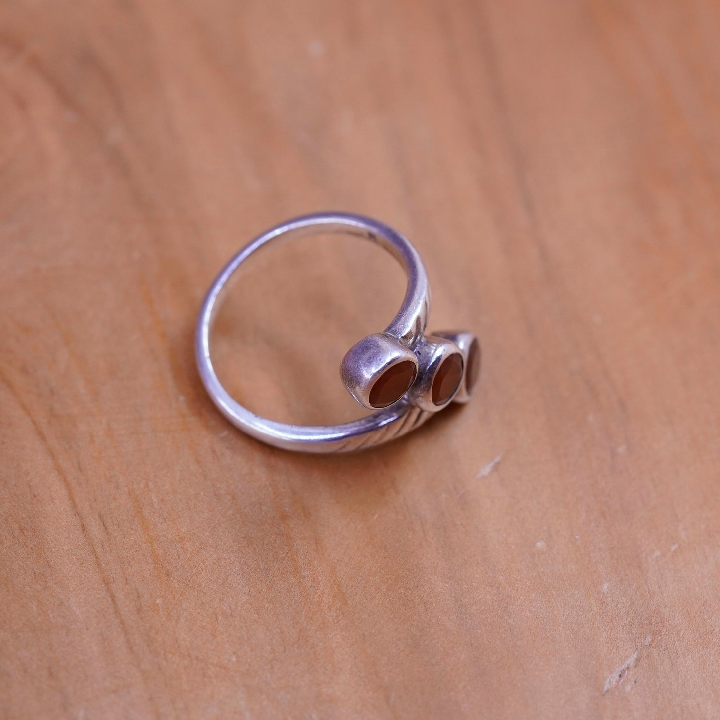 Size 8.5, vintage Sterling silver handmade ring with round carnelian