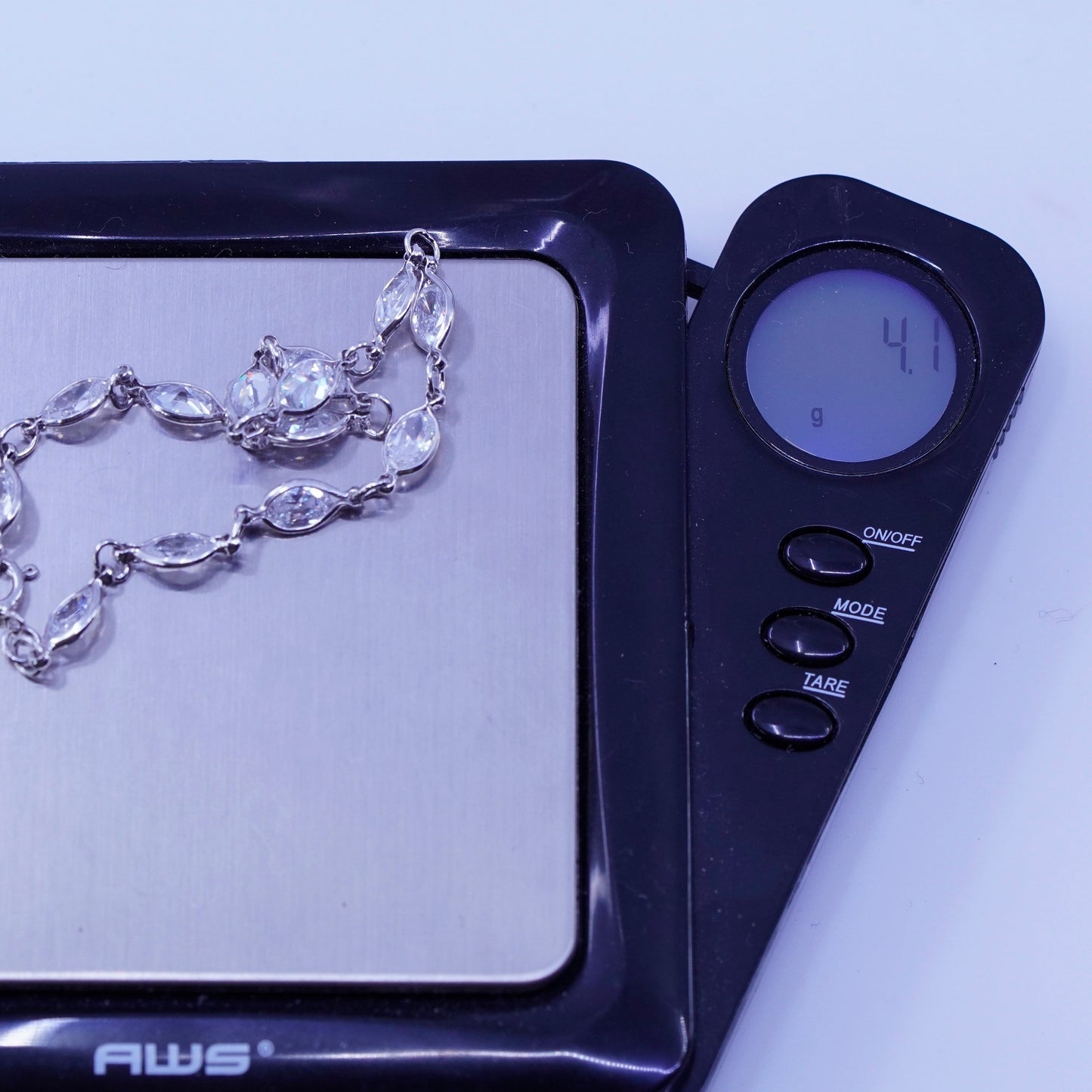7”, Vintage Italy Sterling 925 silver bracelet chain with Cz inlay