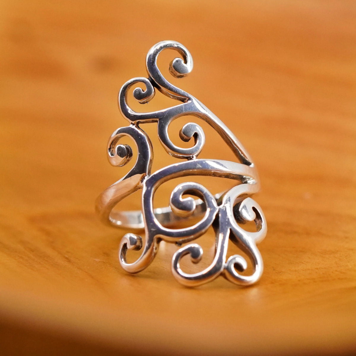 Size 8, vtg Sterling silver handmade ring, southwestern 925 filigree swirl band