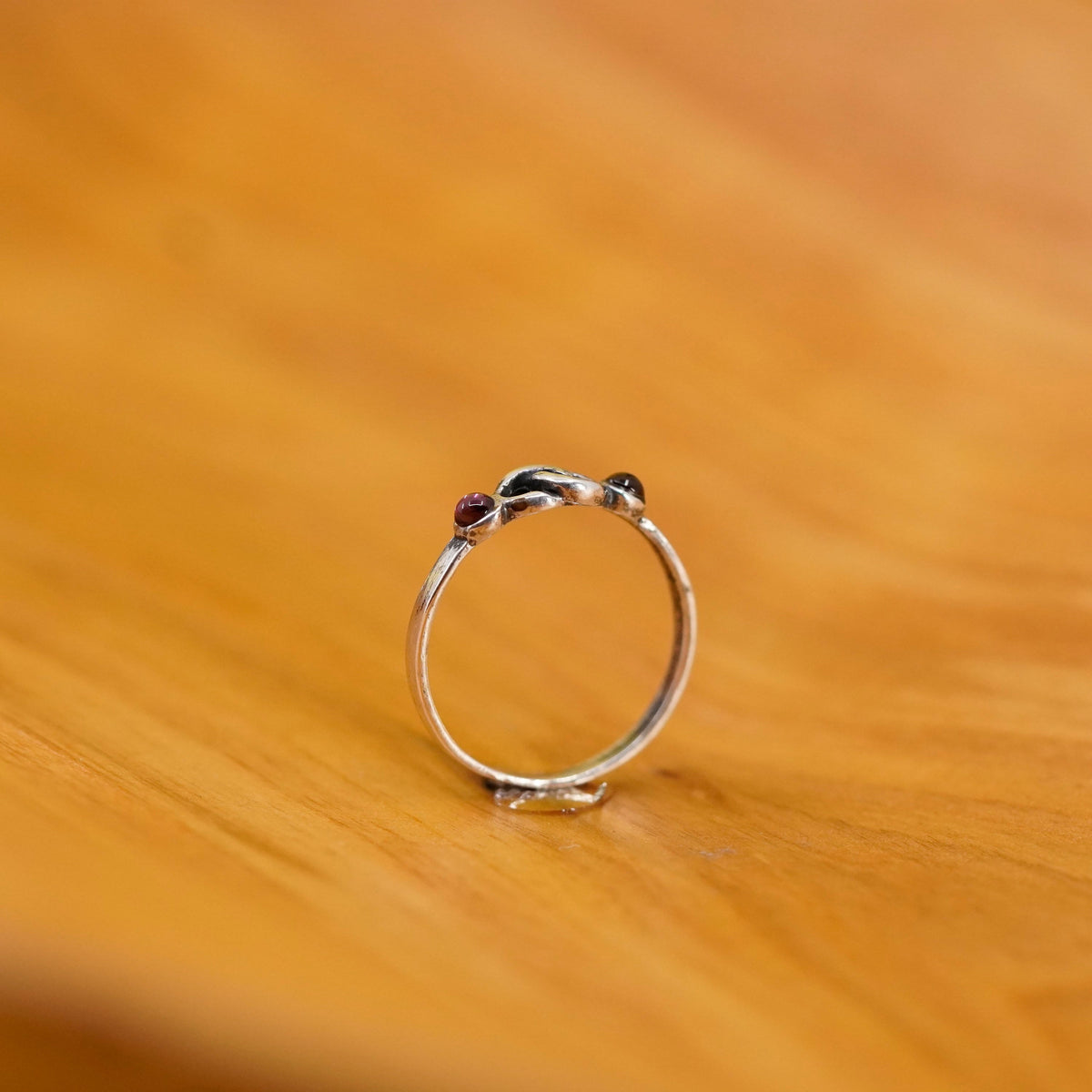 Size 5.5, vintage Sterling 925 silver handmade ring with garnet