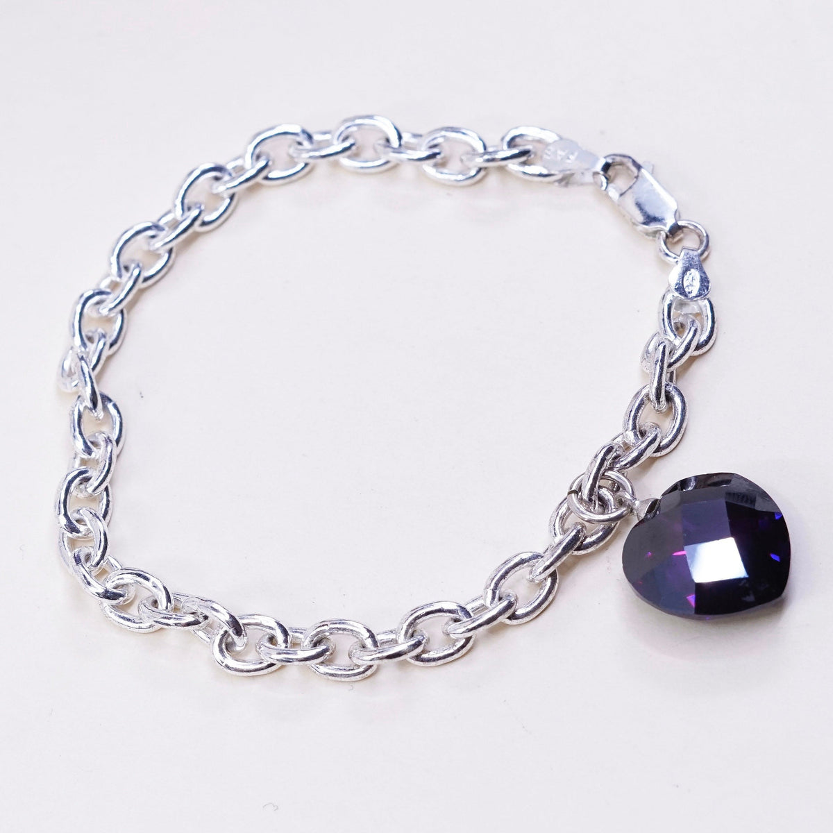 7.25”, vtg sterling silver bracelet, bold circle chain with crystal heart charm